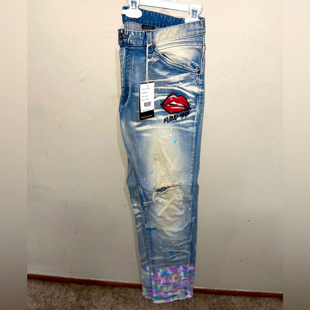 Cloud9 Paint Splatter Men’s Jeans w/ Lips Size: 36/34  NEVER WORN